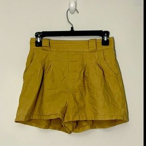 American eagle high Waisted shorts!